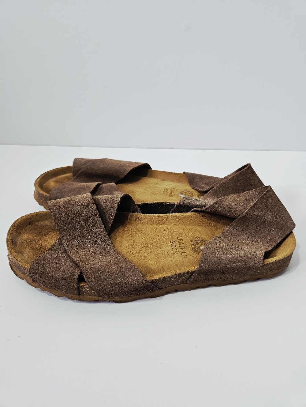 Yokono Criss Cross Leather Slide Sandals Size 8 Suede Comfort Minimalist - Picture 3 of 5
